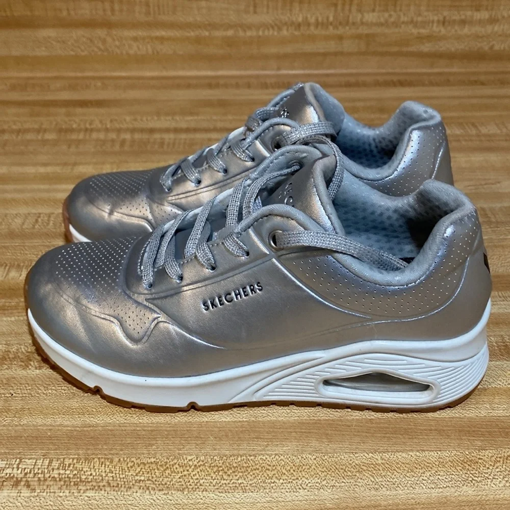 Skechers Women’s Uno - Aluminiferous sneakers size 5 - Picture 3 of 6